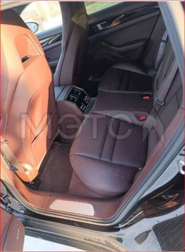 Porsche Panamera 4 — салон и приборная панель
